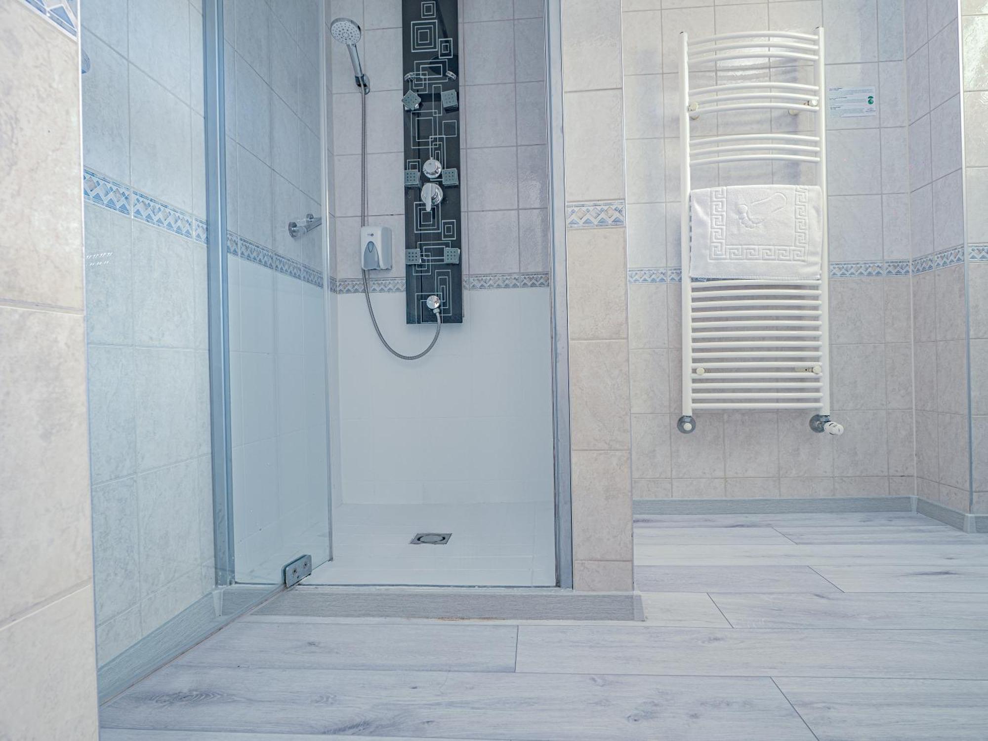 Wellness With Sauna Park 4* בודפשט