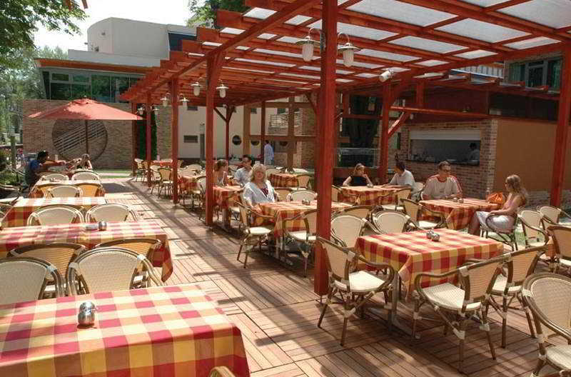 מלון Wellness With Sauna Park